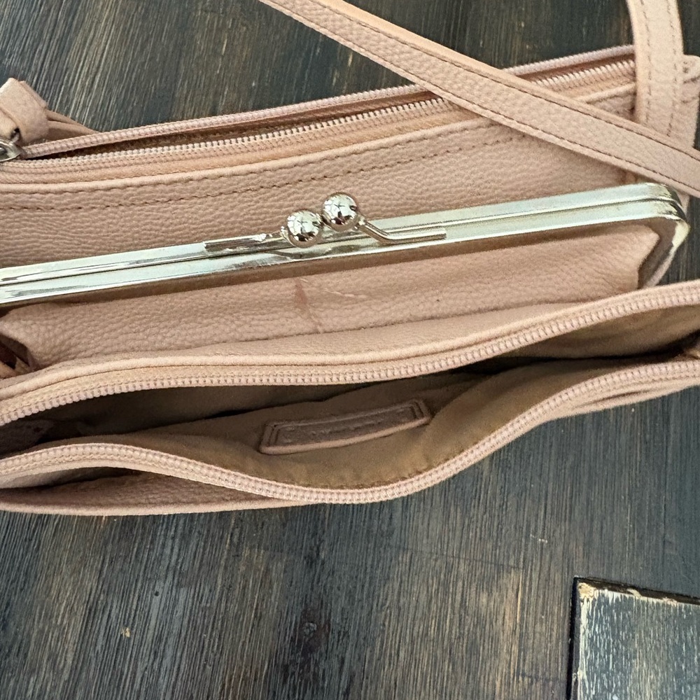 Nine West light pink crossbody bag - Picture 3 of 6